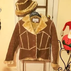 Wilson Leather brown suede fur lined hat matching gloves Amazon.com: Wilsons Leather: Women main image 2